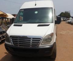 Mercedes Benz Sprinter freightliner