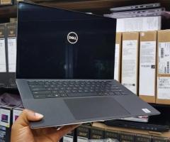 Dell XPS15 i7