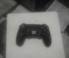 Play Station 4