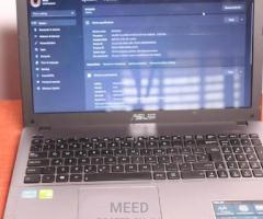 Asus laptop slightly used - Image 2