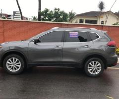 Nissan rogue 2017 model - Image 3