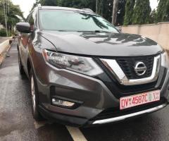 Nissan rogue 2017 model - Image 4